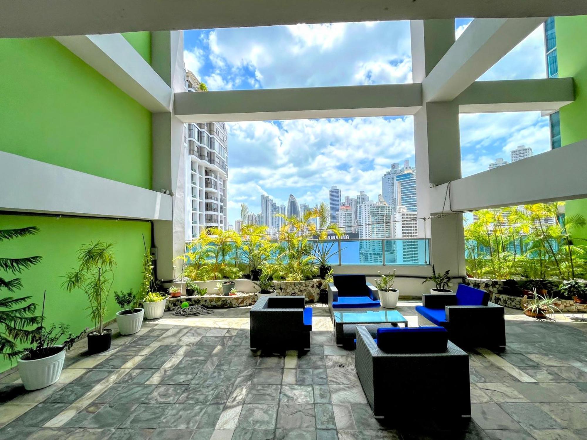 Yc 3602 L Apartamento 2Br En Av Balboa Панама Экстерьер фото